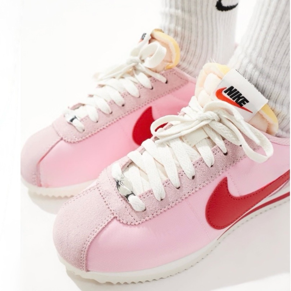 NIKE, Women's Cortez TXT "Medium Soft Pink/Sail" Sneakers, Size 7.5 Medium, NWOB - Picture 7 of 16